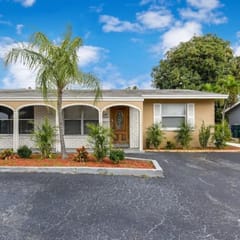 Home w/coffee station by Dream Vacation unit 5140