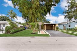 2904 Hollywood