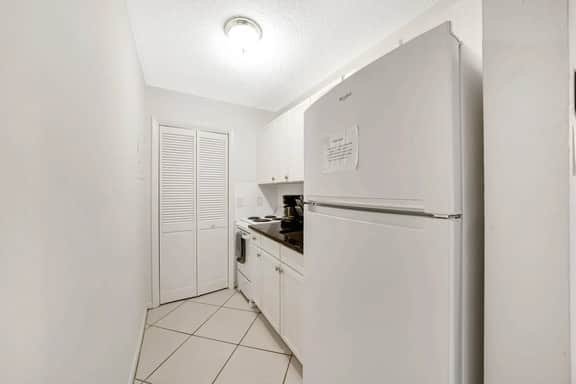Beach Unit 4