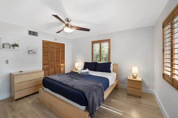 401 Wilton Manors