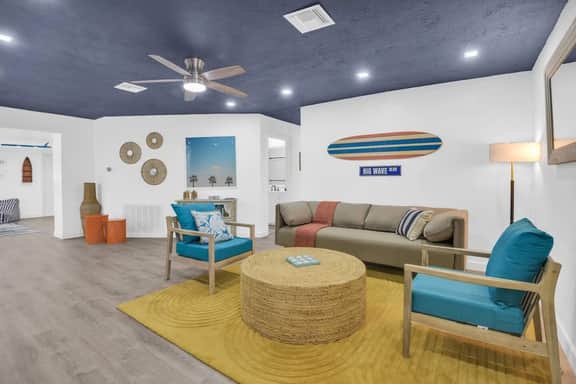 Surfs up - 4 Bdrm House W Pool