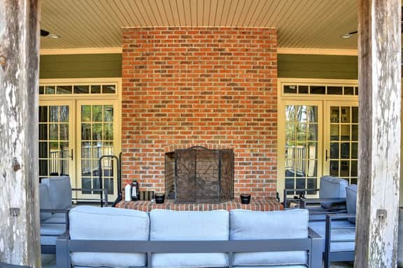 The Grapevine House