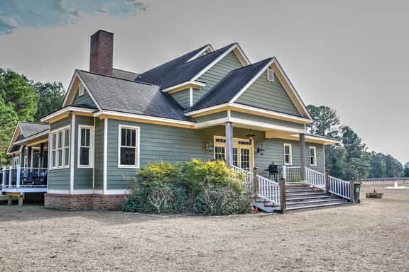 The Grapevine House